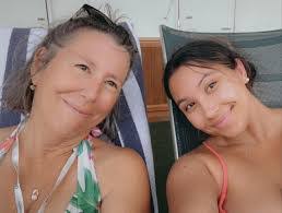 Larissa Anthony's Instagram, Twitter & Facebook