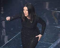 Posted on april 27th, 2021 / 24 notes. Sanremo 2021 Laura Pausini At The Festival Wednesday 3 March Ruetir