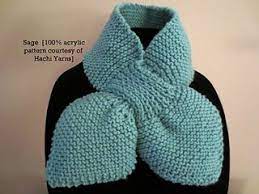 Free printable knitting pattern for a classic garter stitch bow tie scarf with loop opening for passing the scarf end through. Ascot Bow Tie Scarf Knitting Patterns Free Scarf Cowls Scarf Pattern Scarf Knitting Patterns