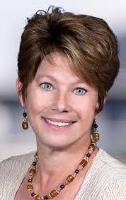 Dede Watkins's Instagram, Twitter & Facebook