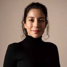 Melanie Aranda's Instagram, Twitter & Facebook