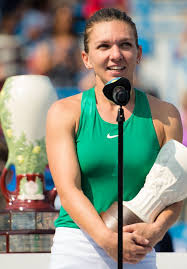 Her form has been inconsistent this season since she has been dealing with a calf issue. Simona Halep 2018 Western And Southern Open In Cincinnati 19 08 2018 Celebmafia