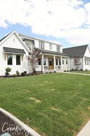 2018 Utah Valley Parade Of Homes Recap Parade Of Homes Utah Parade Of Homes Farmhouse Exterior