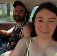 Destiny Billings's Instagram, Twitter & Facebook