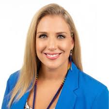 Christina Justice's Instagram, Twitter & Facebook