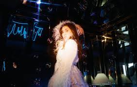Born on 24th january 1999 and raised in jakarta, she is known for her charming rhythmic beats and euphoniously. Niki Interview On Taylor Swift Halsey Tours And New Ep Zephyr