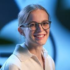 Nicole Broome's Instagram, Twitter & Facebook