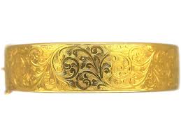 18k british handmade hawaiian floral pattern engraved wedding band. Retro 9ct Gold Bangle With Engraved Foliate Motifs 696p The Antique Jewellery Company