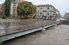 Mappa di via bologna in torino. Foto Piena Della Dora Chiuso Il Ponte Di Via Bologna 8 Di 8 Torino Repubblica It