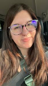 Hi! My name is Abby and I am moving to Ithaca in August for the DVM  program! I'm currently at Tufts University studying biopsychology, and I'm  from Rhode Island. In my free