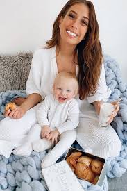 Stacey solomon has revealed her joy at going outside for the first time with her newborn son rex after not having left her house for four weeks. Stacey Solomon S Home Inside The Loose Women Star And Boyfriend Joe Swash S Stunning Family House Stacey Solomon Clothes Organization Packing Technique