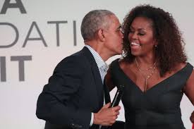 When the obamas celebrated their 20th wedding anniversary in october 2012 with a couple of 23. 20 Best Michelle And Barack Obama Photos Obamas Love Story