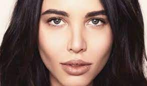 Анастасия решетова с мамой и сестрой. Anastasiya Reshetova Biografiya Foto Do I Posle Plastiki Lichnaya Zhizn Syn Rost Ves 2021
