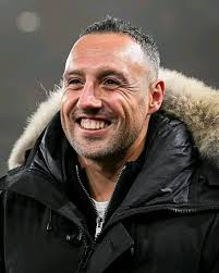 Another one plz no Insults positive comments only  ..................Leno.................. Bellerin..Saliba..Gabriel..Tierney  .........Torreira. Xhaka............ Özil ..Pepe..Aubameyang.. Willian  Fire🔥