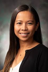 Molly Linn's Instagram, Twitter & Facebook