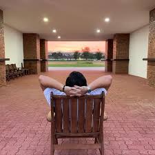 Kenapa perempuan yang beragama islam harus menutup rambutnya dengan menggunakan jilbab? 14 Istana Sultan Kehidupan Kerabat Malaysia Yang Mewah Belaka