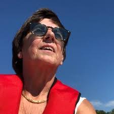 Karin Ewing's Instagram, Twitter & Facebook