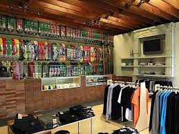 A margarita pizza from ken's artisan bakery & pizza in portland, oregon. Best Skate Shops In Portland Oregon Skate The States