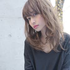 2018年流行りの髪型トレンドに敏感な女性のためのヘア特集 Arine