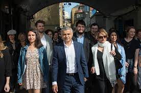 The couple shares two children, daughters named, anisah khan and ammarah khan. This Is How The World Reacted To Sadiq Khan Becoming London Mayor