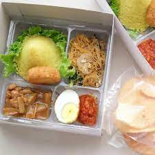 Meskipun terlihat sederhana, rasa yang terdapat dalam nasi box memanglah tidak diragukan lagi. Isi 50pcs Mika Nasi Box Mika Nasi Kotak Mika Lunch Box Lazada Indonesia