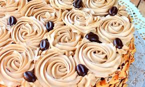 Battre le beurre et y ajouter le sucre. Recette Du Gateau Moka Gateau Au Cafe Recette Au Cafe