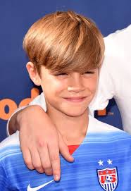 65 Coiffures Sympas Pour Un Petit Gars Coiffure Petit Garcon Coupe Cheveux Petit Garcon Coupe De Cheveux Garcon