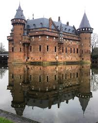 Castle De Haar The Biggest Castle In The Netherlands And Probably The Most Magnificent Castle House European Castles Medieval Castle