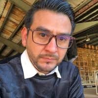 50+ perfiles de «Efrain Mora»