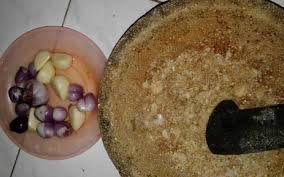 Lee adalah pemegang tunggal/pemilik hak patent happy call dengan nomor patent. Ayam Bakar Happy Call Praktis Resepkoki Co