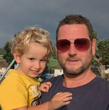 When Nirvana showed up to perform