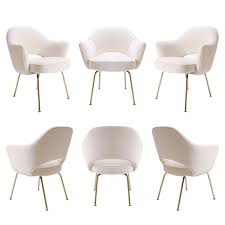 Saarinen Executive Arm Chairs In Creme Velvet 24k Gold Edition Set Of 6 On Chairish Com Dining Chairs Dining Room Chairs Modern Dining Room Chairs
