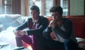Stylized as e l i t ǝ) is a spanish thriller teen drama streaming television series created for netflix by carlos montero and darío madrona. Elite Season 3 Review