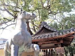 競馬関係者も多く訪れる藤森神社で勝運のご利益！ご朱印やお守りなど | 京都ご利益.com