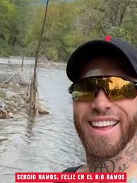 #IMAGEN Emocionado y feliz, Sergio Ramos ha descubierto el río que lleva su  nombre, el río Ramos, en Monterrey, el lugar donde vive actualmente y en el  que, además de jugar al fútbol, tiene la ...