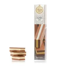 Barre Cremino 1878 Triple Chocolat Gianduja Venchi En 2020 Chocolat Gianduja Crepes Au Yaourt Chocolatiere