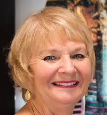 Janet Davey's Instagram, Twitter & Facebook