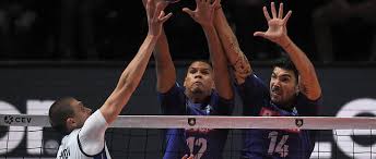 Poussé par le public de l'accor hotels arena, les tricolores ont remporté le premier set en débutant de la meilleure des manières avec un earvin ngapeth de très. Euro De Volley Ball 2019 La France Se Qualifie Pour Les Demi Finales Le Point