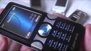 Sony Ericsson K550i - made up of 3 ...
