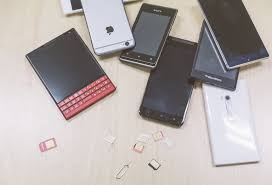 Not all of them do. Japanese Companies To Be Banned From Locking Cell Phone Sim Cards Japan Today