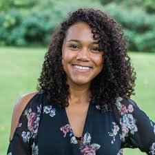 Jessica Blount's Instagram, Twitter & Facebook