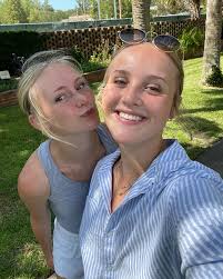 Natalie Swain (@natalieavaswaino) • Instagram photos and videos