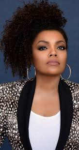 Brown has appeared in some of the commercially successful films. Pictures Photos Of Yvette Nicole Brown Imdb Yvette Nicole Brown Beauty Black Beauties