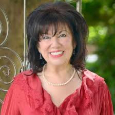 Women Will Save the World: Shearer, Caroline A., Hackley, Sarah:  9780983301721: Amazon.com: Books