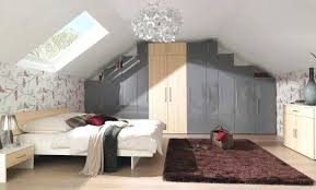 Tapeten Fur Schlafzimmer Mit Dachschrage Eastendwinesatxcom