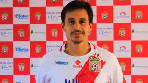 Ahora, la oncena dirigida por gustavo quinteros no pudo en casa ante curicó uni. Carlos Espinosa Renovo Su Contrato Con Curico Unido Hasta Fines Del 2020 Alairelibre Cl