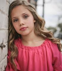 Gracie Townsend's Instagram, Twitter & Facebook