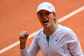 Gdy emocje już nieco opadły, wyznała fanom, że stresowała się bardziej niż przed finałem french open. Iga Swiatek Najlepszym Sportowcem Polski Link Do Glosowania Tenisklub
