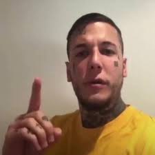 Ahora si equipo completo. Les presentamos a la última Farsante Melissa  grenon. Bienvenida al equipo de Pequeños Farsantes. Escuchanos todos los  sábados...