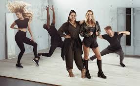 Bezuvar kitaplığı aracılığıyla kitapseverlerle buluşmuştur. Dance Dance Dance Bahar Kizil Spricht Uber Ein Monrose Comeback